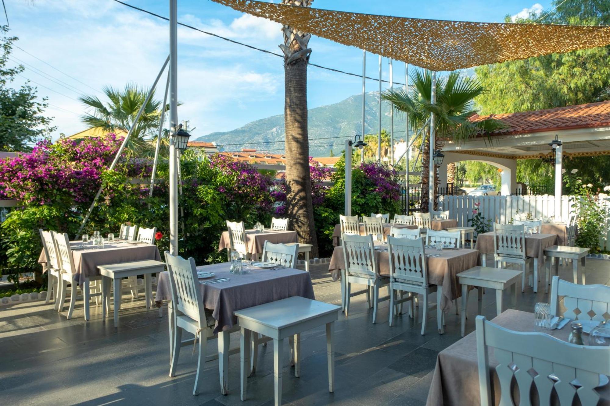 Sea Breeze Hotel&Apartments Oludeniz Exterior foto
