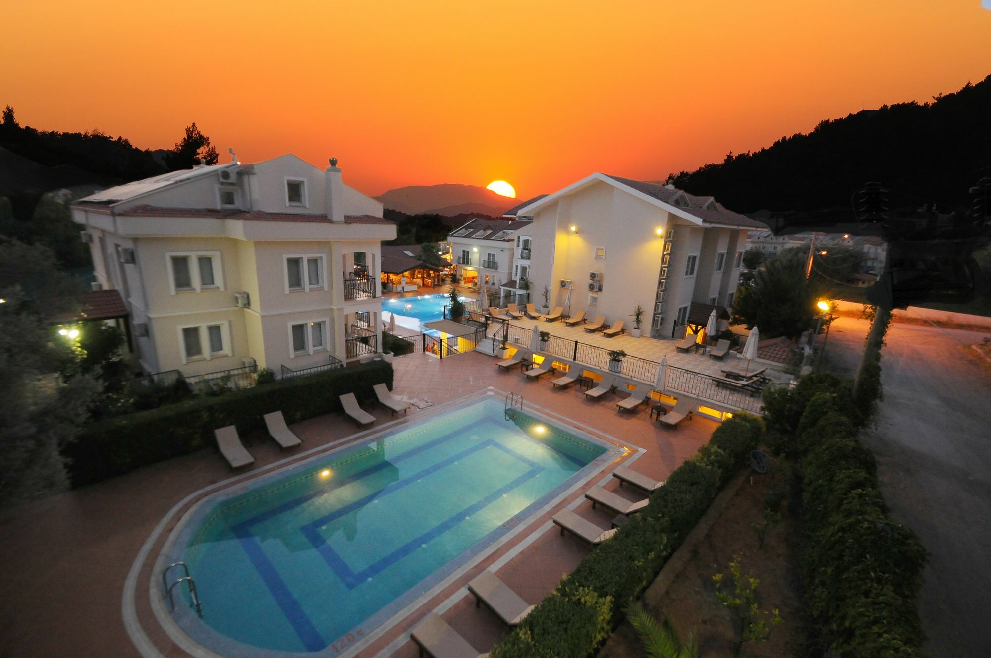 Sea Breeze Hotel&Apartments Oludeniz Exterior foto